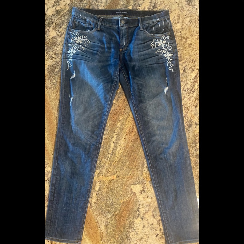 Driftwood Boyfriend Jean Size 31